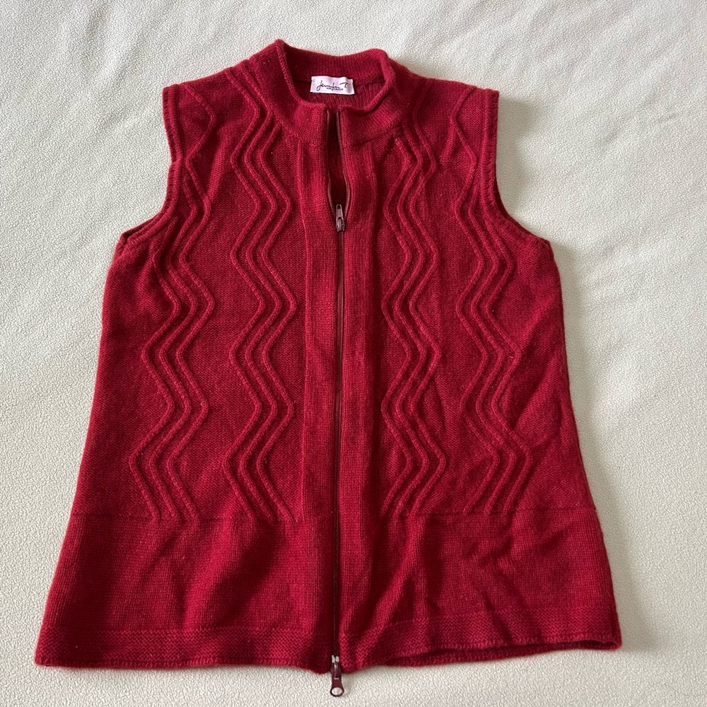 Women's Red Sleeveless Cashmere Sweater Vest